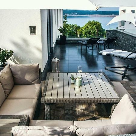 The View Luxury Apartment Dramalj Esterno foto