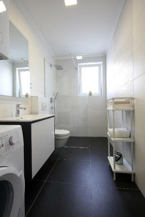 The View Luxury Apartment Dramalj Esterno foto