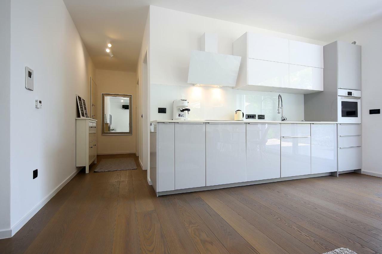 The View Luxury Apartment Dramalj Esterno foto